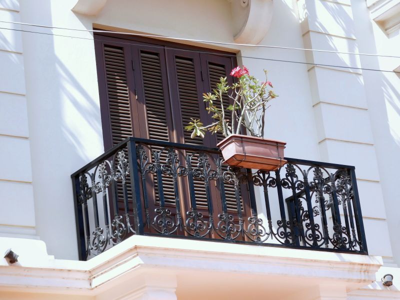 Decorative Balcony Features