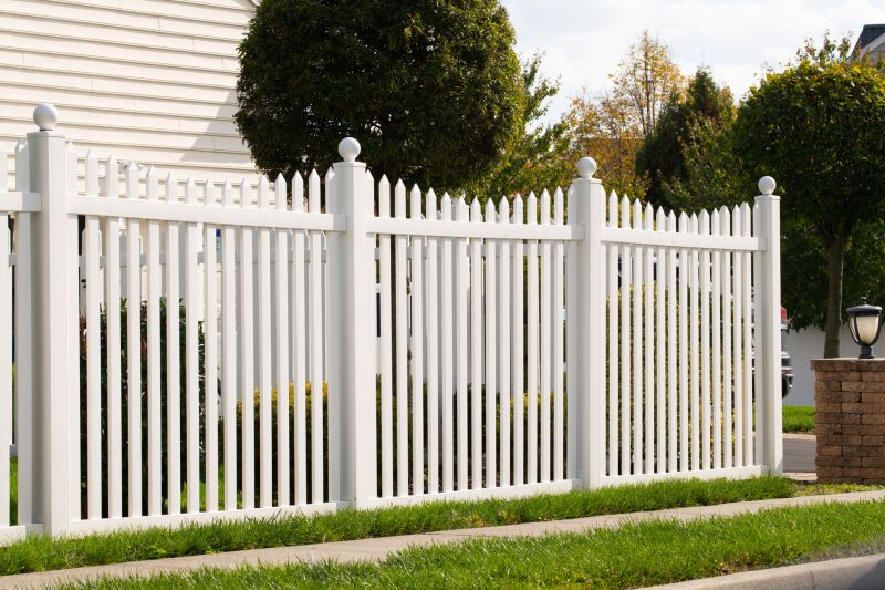 Vinyl Fence Replacement in Kansas City, MO